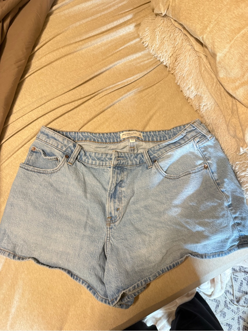 abercrombie curve love jean shorts